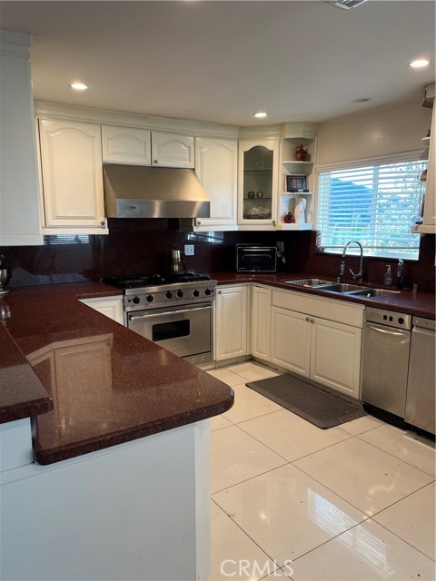 4718 La Crescenta Avenue, La Crescenta, CA, 91214 4718 La Crescenta Avenue, La Crescenta, CA, 91214