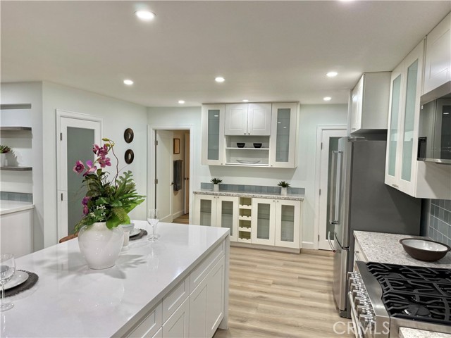 Detail Gallery Image 6 of 24 For 26925 Calle Dolores, Dana Point,  CA 92624 - 4 Beds | 3 Baths