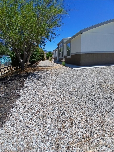 25382 Wanda Lane, Hemet CA: https://media.crmls.org/medias/58761cdd-7c7a-4a85-8ba9-911f0c86b64a.jpg