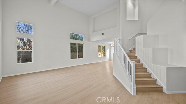 Detail Gallery Image 4 of 47 For 1728 Tamarron Dr, Corona,  CA 92883 - 4 Beds | 3/1 Baths
