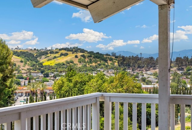 2819 Steeplechase Lane, Diamond Bar CA: https://media.crmls.org/medias/5877478b-8ba0-4469-ad07-3b67857c24a2.jpg