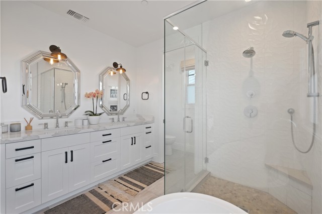 868 27th Street, Manhattan Beach, California 90266, 5 Bedrooms Bedrooms, ,6 BathroomsBathrooms,Residential,Sold,27th,SB21254472