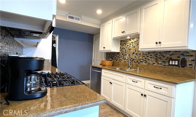 26053 Via Pera, Mission Viejo CA: https://media.crmls.org/medias/587890a3-18cd-4fc9-83ac-fb200a9aadde.jpg