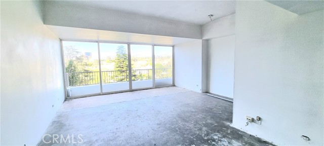 Detail Gallery Image 3 of 14 For 10501 Wilshire Bld #903,  Los Angeles,  CA 90024 - 1 Beds | 1 Baths