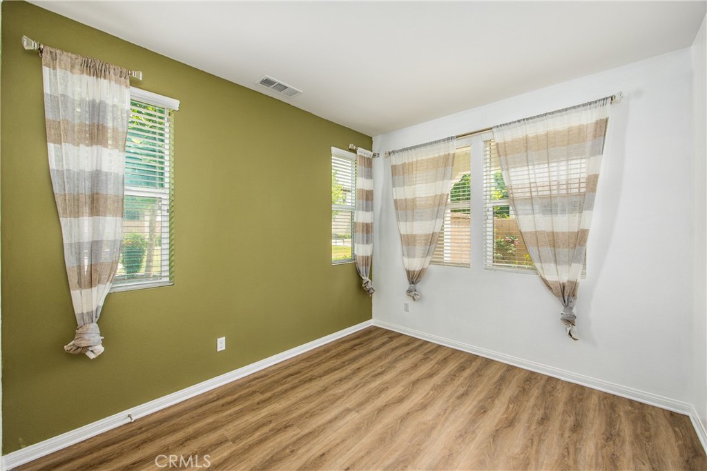 MLS #IV25181064 img 14