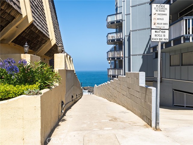 625 Esplanade, Redondo Beach, California 90277, 2 Bedrooms Bedrooms, 0 ,2 BathroomsBathrooms,Residential,For Sale,Esplanade,0,SB26109376