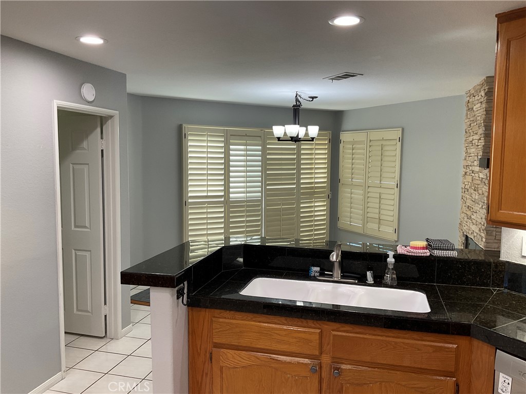 MLS #OC25275886 image #13