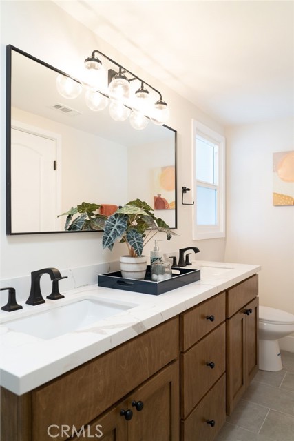 Detail Gallery Image 50 of 51 For 7048 Mclennan Ave, Lake Balboa,  CA 91406 - 4 Beds | 2 Baths