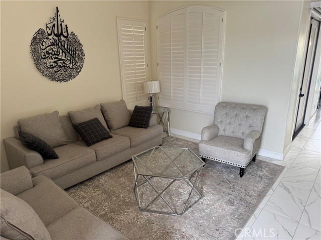 23670 Descanso Drive, Moreno Valley CA: https://media.crmls.org/medias/587ca1a5-195d-40af-8a17-2b3d721291ae.jpg