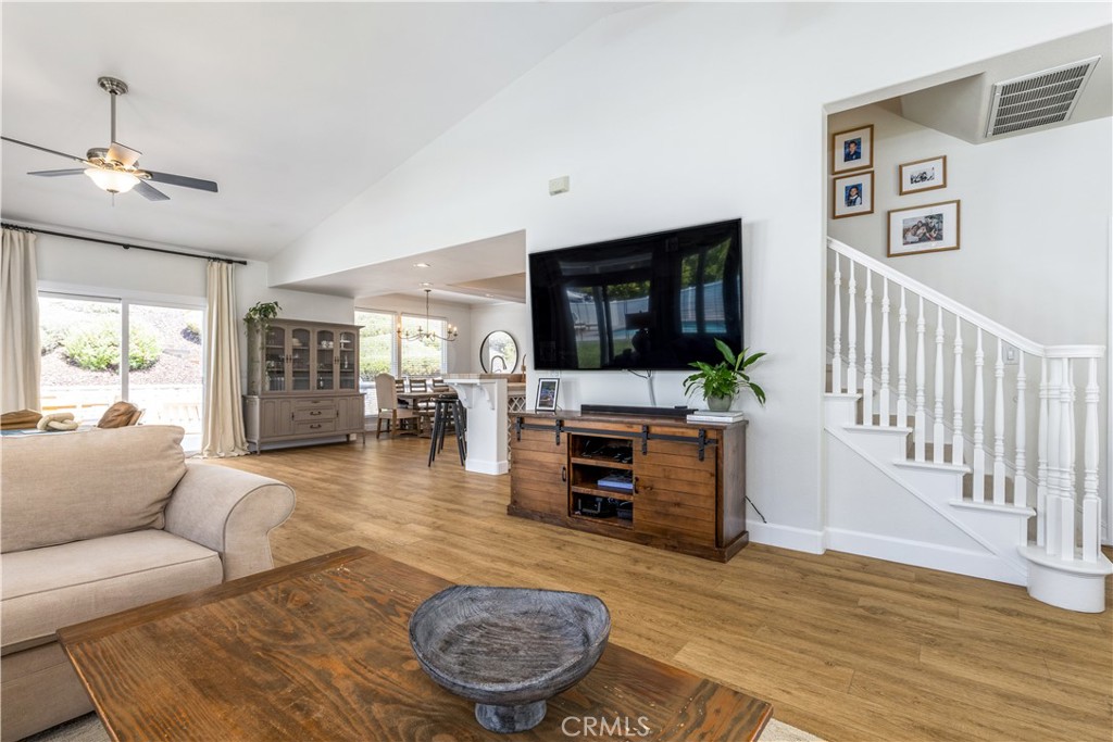 1307 Crown Way