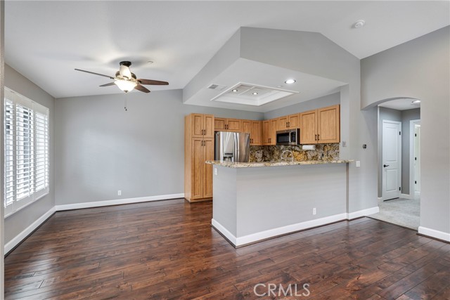 3435 Salisbury Circle, Orange CA: https://media.crmls.org/medias/587d5896-030d-4f7a-9882-f5ea0db0c131.jpg