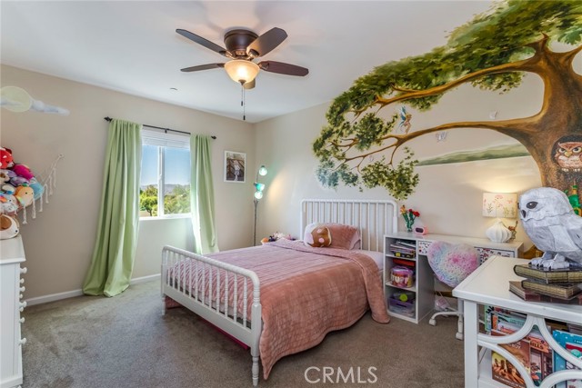 17138 Hickory Ridge Court, Canyon Country CA: https://media.crmls.org/medias/587d8c8c-95c2-4752-b31e-4d748c40d9b7.jpg