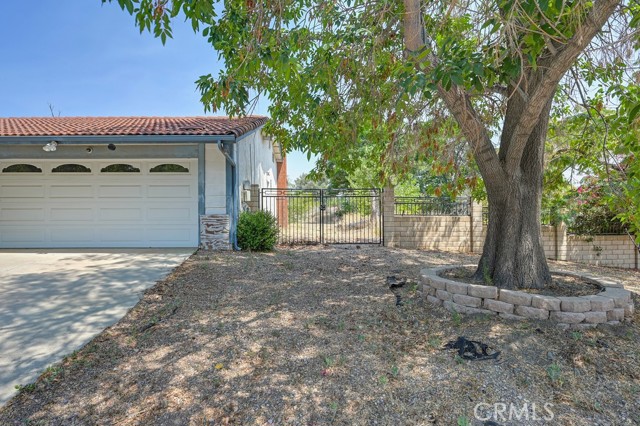 30590 Plumas Street, Lake Elsinore CA: https://media.crmls.org/medias/587e66c0-3228-4f3e-bc50-7e1427de0ae9.jpg