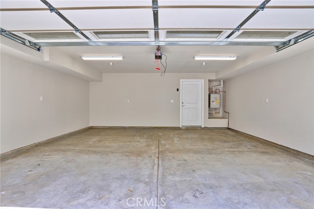 5 Brookline Avenue, Phillips Ranch CA: https://media.crmls.org/medias/587f0a17-c249-406e-910e-c2625b4d26de.jpg