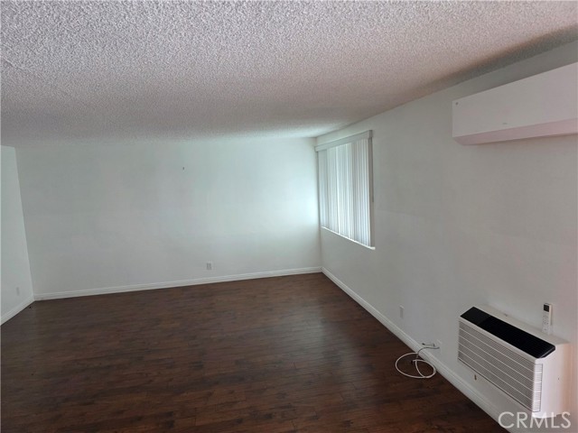 706 East Harvard Street, 5 photo 6