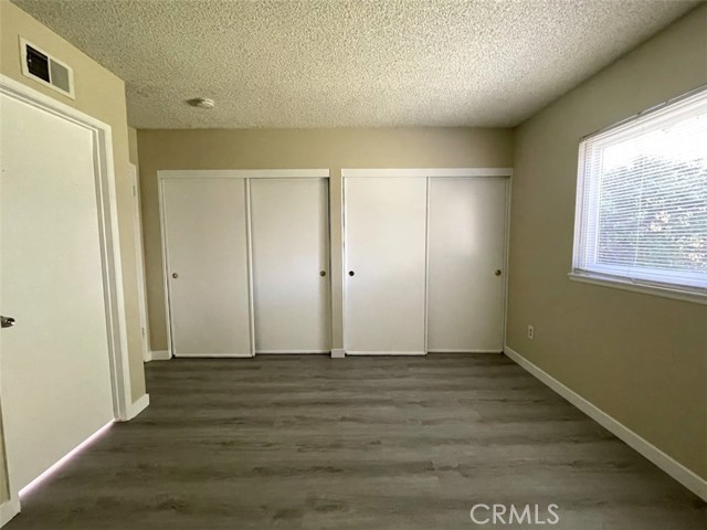 Detail Gallery Image 10 of 17 For 17182 Berlin Lane, Huntington Beach,  CA 92649 - 4 Beds | 2 Baths
