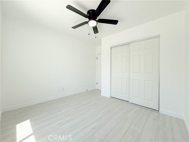 518 N Wilmington Avenue, Compton CA: https://media.crmls.org/medias/58812bd1-1faf-4e5b-820a-0bd50c7fcb95.jpg