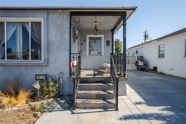 Detail Gallery Image 4 of 18 For 4524 Landis Ave, Baldwin Park,  CA 91706 - 2 Beds | 2 Baths