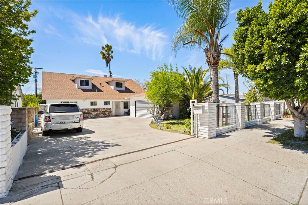 9021 Oneida Avenue