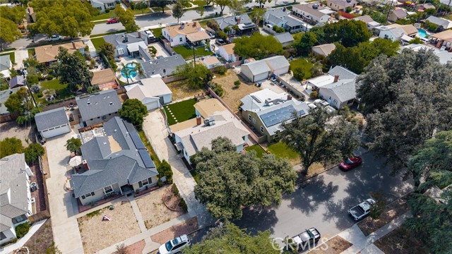 1326 Clock Avenue, Redlands CA: https://media.crmls.org/medias/58823f3b-2b96-46a9-b440-54af7f101a92.jpg