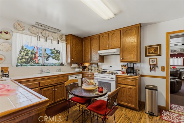 Detail Gallery Image 7 of 44 For 56711 Joshua, Yucca Valley,  CA 92284 - 3 Beds | 2 Baths