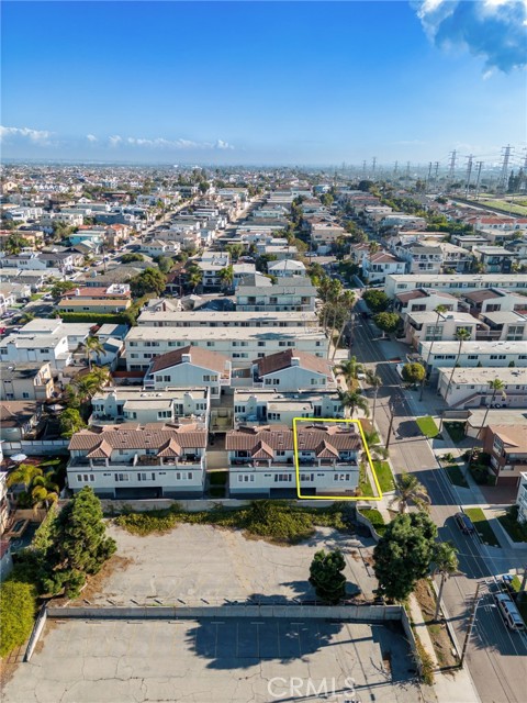 929 1st Street, Hermosa Beach, California 90254, 3 Bedrooms Bedrooms, ,2 BathroomsBathrooms,Residential,Sold,1st,SB22251718