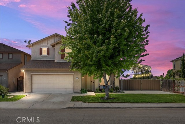 Detail Gallery Image 1 of 48 For 141 Pine St, Chowchilla,  CA 93610 - 5 Beds | 2/1 Baths