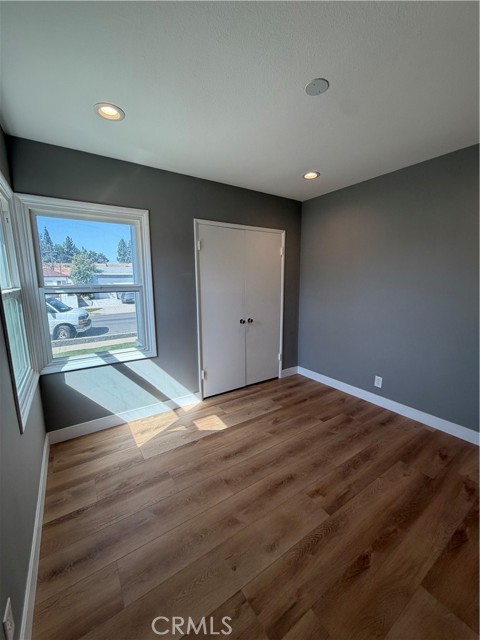 Image 23 of 42 For 11012 Marklein