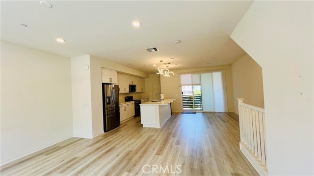 Detail Gallery Image 11 of 38 For 11005 Skyglow Dr, Rancho Cucamonga,  CA 91730 - 3 Beds | 2/2 Baths