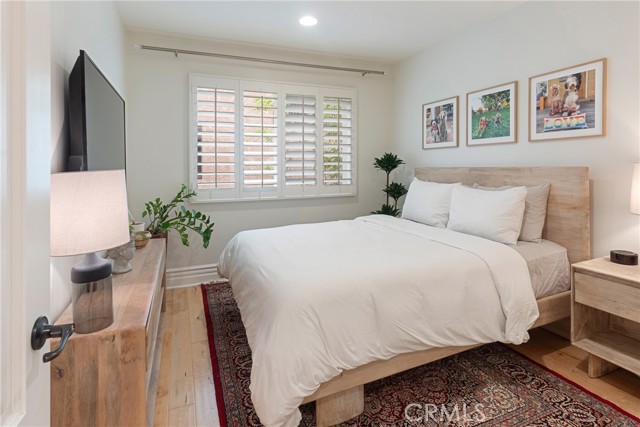 Detail Gallery Image 14 of 19 For 820 S Bedford St #102,  Los Angeles,  CA 90035 - 2 Beds | 2/1 Baths