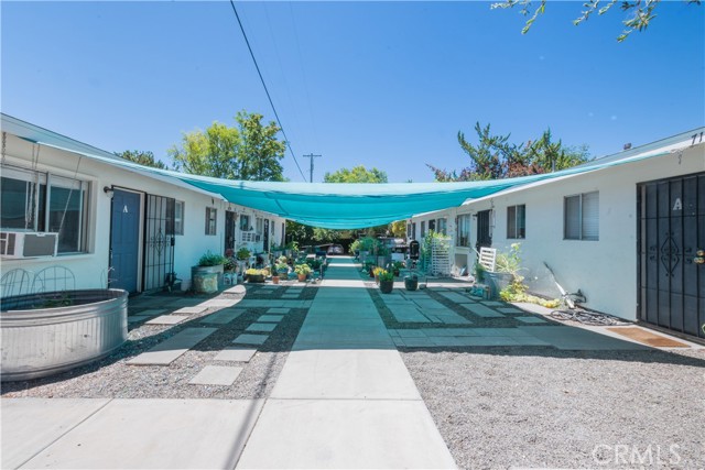 7116 7124 Sombrilla Ave, Atascadero CA: https://media.crmls.org/medias/5886de92-fd63-4231-a397-9f047e551515.jpg