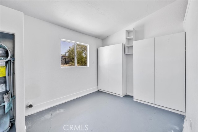 73028 Manana Drive, 29 Palms CA: https://media.crmls.org/medias/5886f617-0789-4277-ad3e-1a685efaf14a.jpg