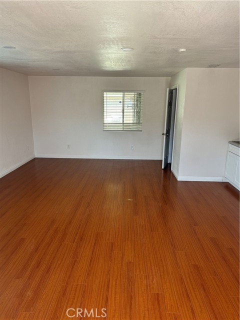 Detail Gallery Image 3 of 10 For 317 N Dale Ave, Anaheim,  CA 92801 - 1 Beds | 1 Baths
