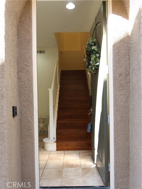 Detail Gallery Image 9 of 44 For 28382 Mirabelle, Saugus,  CA 91350 - 2 Beds | 2 Baths