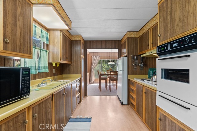 2720 Klondike Way, Pine Mountain Club CA: https://media.crmls.org/medias/5887c0b3-04cc-4b9f-be71-308e343d5da8.jpg