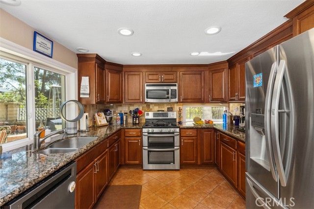 Detail Gallery Image 8 of 42 For 28502 Munera, Mission Viejo,  CA 92692 - 4 Beds | 2/1 Baths