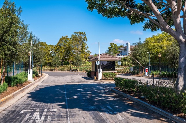 Detail Gallery Image 50 of 50 For 23 Santa Rosa Ct, Manhattan Beach,  CA 90266 - 3 Beds | 2/1 Baths