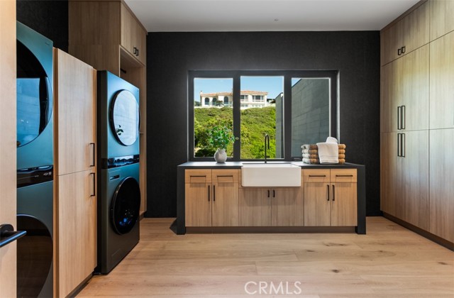 53 Montecito, Corona del Mar CA: https://media.crmls.org/medias/5888e780-a82e-42c9-8d95-97b8d527016e.jpg