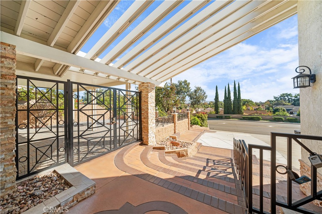 MLS #WS25246794 image #1