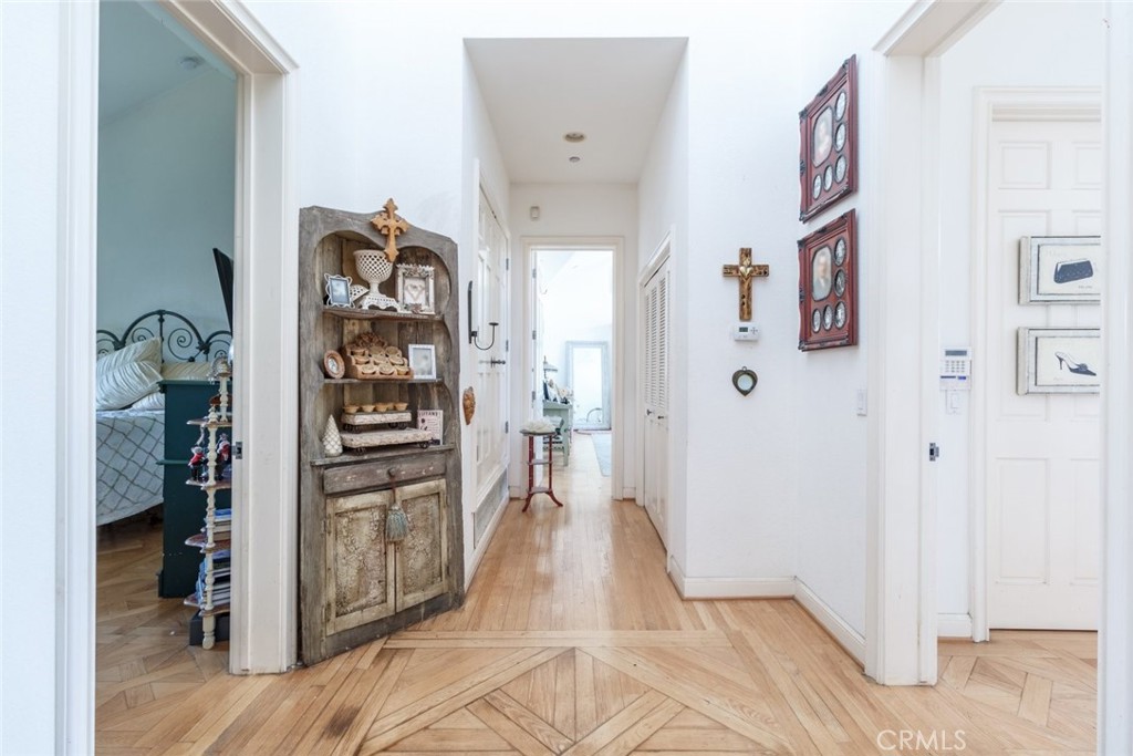 15589 Briarwood DriveSherman Oaks img 14