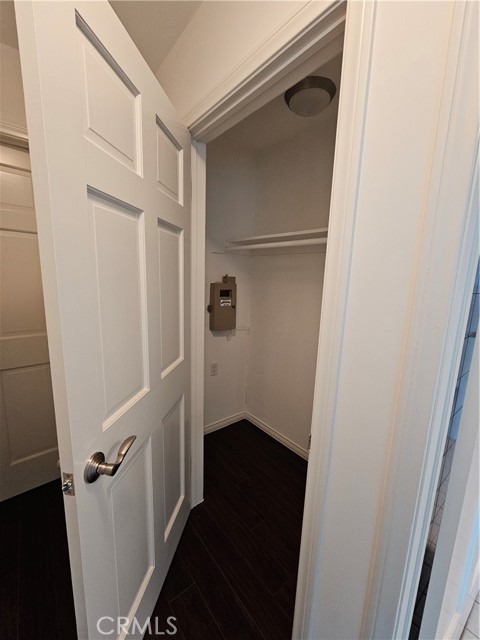 3622 Roberts View Place, Studio City CA: https://media.crmls.org/medias/588a2dff-d98f-49c0-8335-8be6fc7969de.jpg