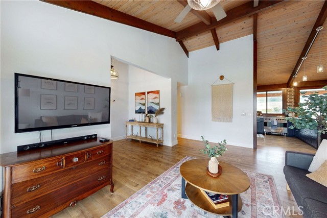 2289 Falcon Ridge Lane, Los Osos CA: https://media.crmls.org/medias/588a4db5-f702-4949-a212-064af166cfa3.jpg