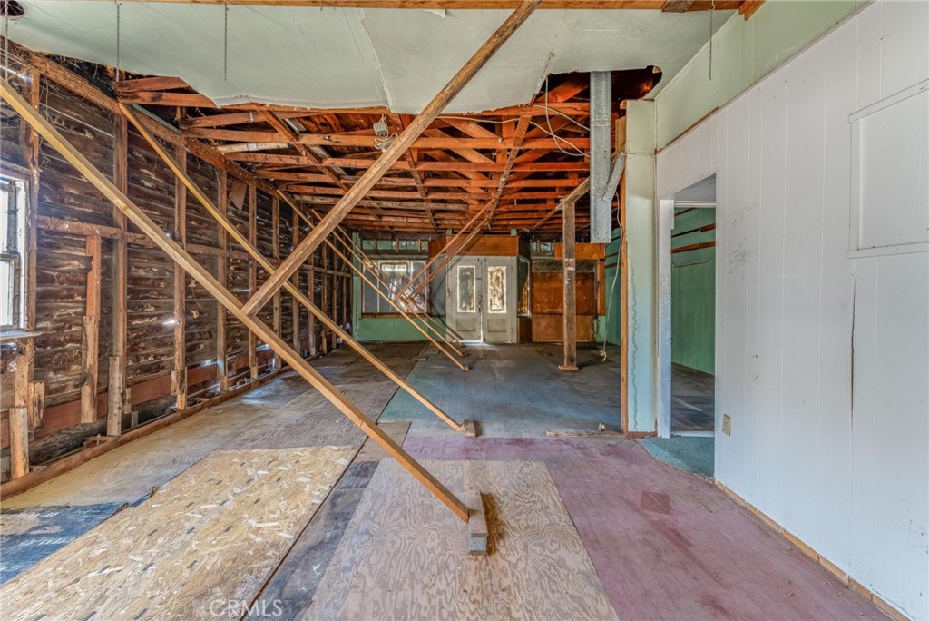 MLS #IV25066004 image #2