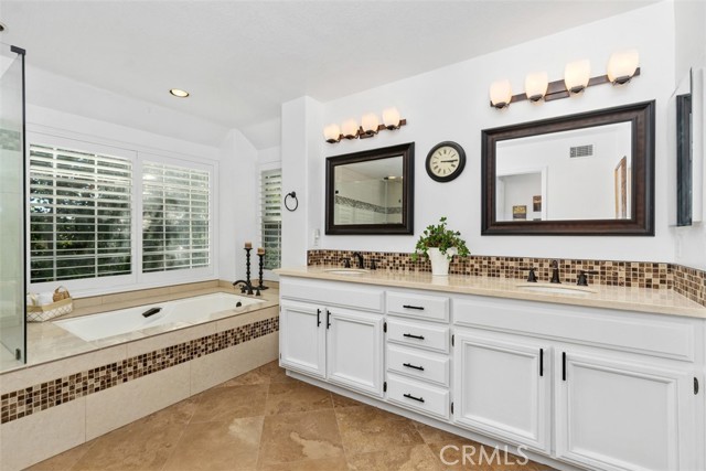 Detail Gallery Image 32 of 58 For 39 Highpoint, Rancho Santa Margarita,  CA 92679 - 4 Beds | 3/1 Baths