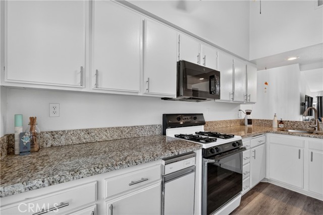1616 Aspen Village photo 15