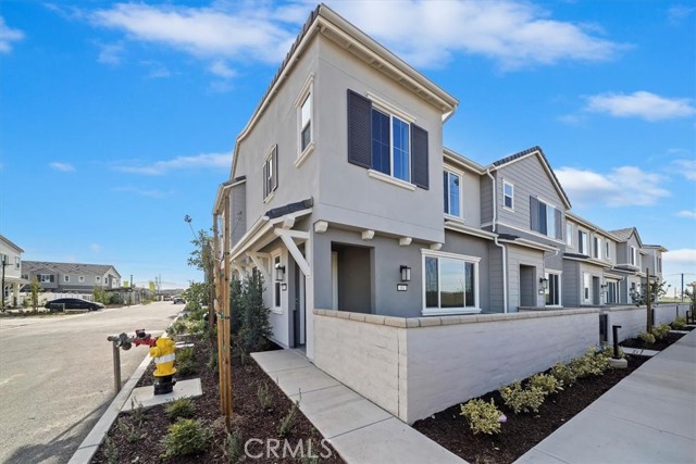 Front Image Thumbnail for CROC25278570