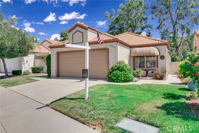 Detail Gallery Image 1 of 28 For 29946 Fernleaf Dr, Menifee,  CA 92584 - 2 Beds | 2 Baths