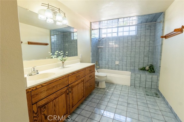 Image 18 of 21 For 18812 Tulsa  