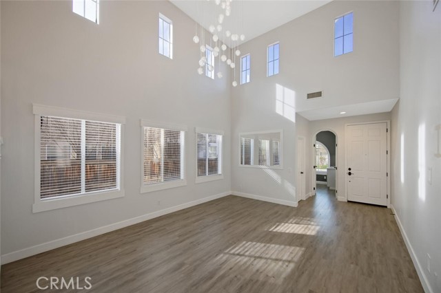 Detail Gallery Image 4 of 34 For 28534 Old Spanish Trl, Saugus,  CA 91390 - 4 Beds | 3 Baths