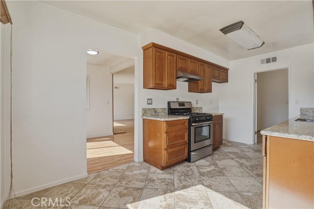 Detail Gallery Image 16 of 23 For 14808 Aztec, Sylmar,  CA 91342 - 3 Beds | 2 Baths